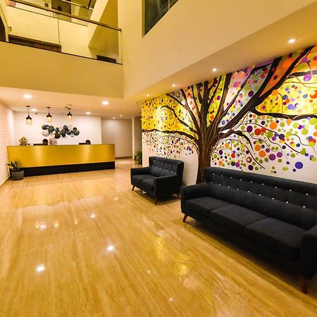 Vivid A Boutique Hotel Tiruchirappalli Extérieur photo