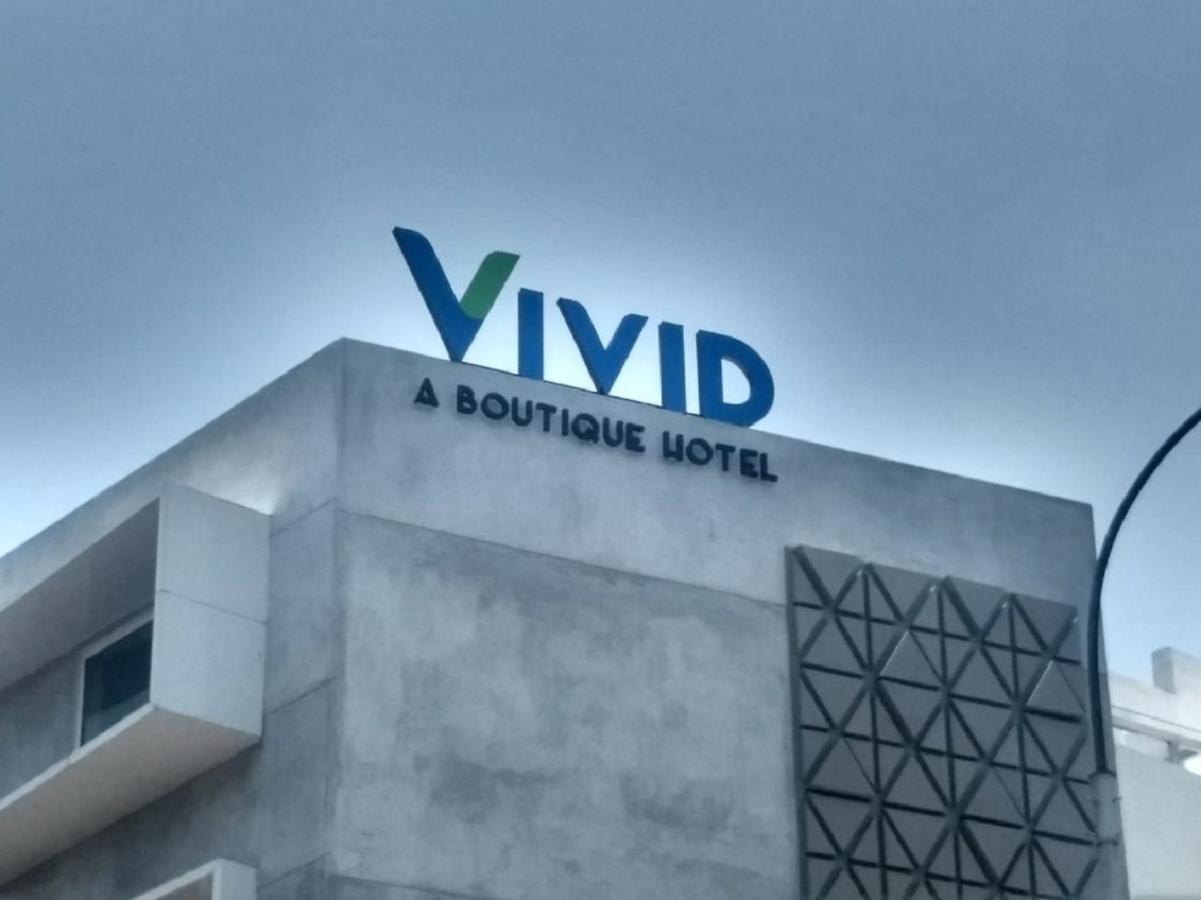 Vivid A Boutique Hotel Tiruchirappalli Extérieur photo