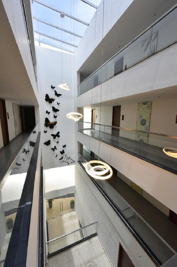 Vivid A Boutique Hotel Tiruchirappalli Extérieur photo