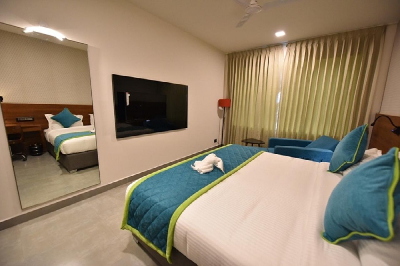 Vivid A Boutique Hotel Tiruchirappalli Extérieur photo